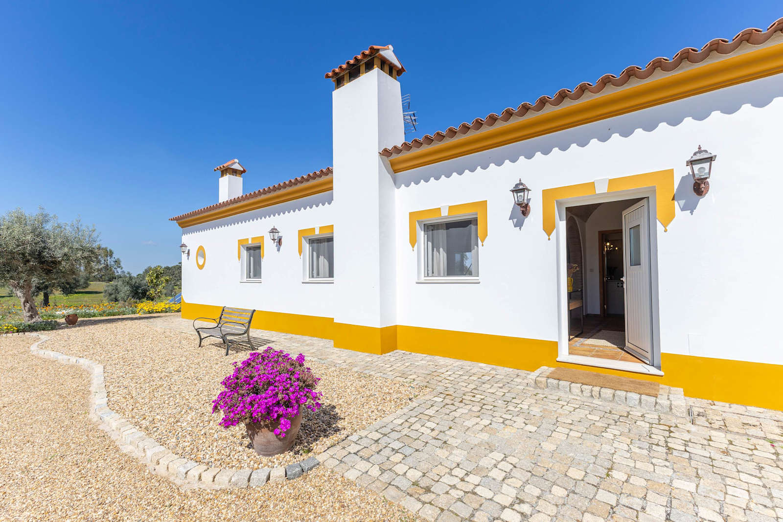 Alentejo Rural Farmhouse with Heated Pool & Total Privacy – luxury villa in Alentejo, Portugal – image 44