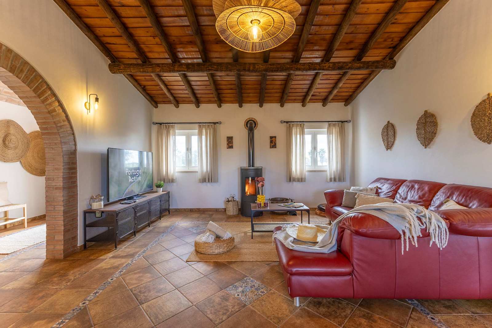 Alentejo Rural Farmhouse with Heated Pool & Total Privacy – luxury villa in Alentejo, Portugal – image 15