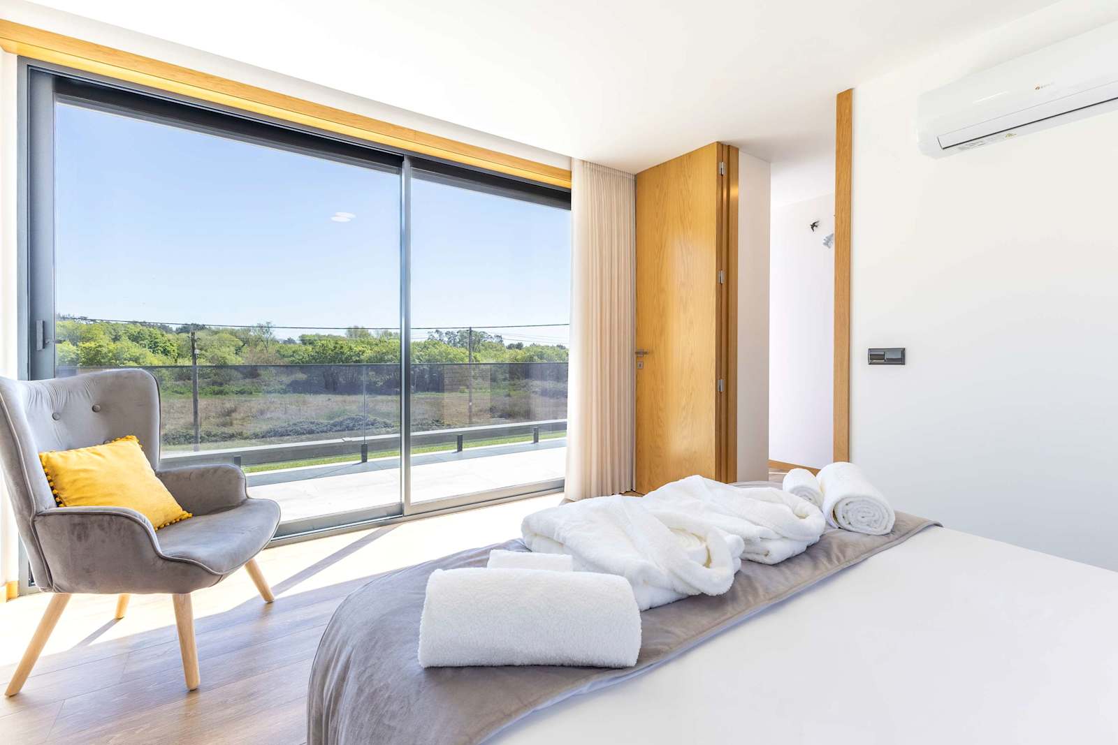Dunes Beach House with Ocean Views – luxury villa in Minho Coast, Portugal – image 41