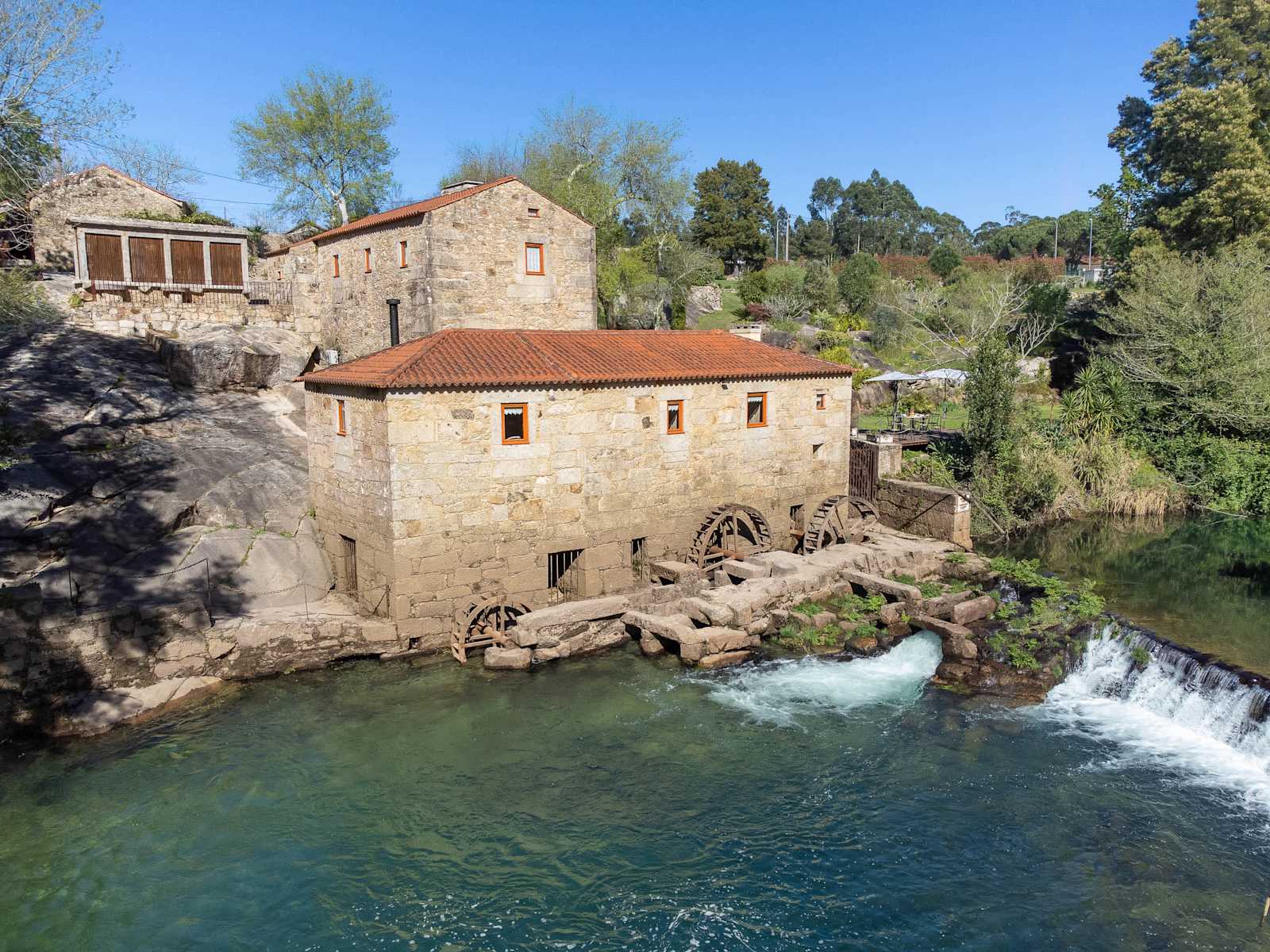 U2 Loft at the Riverside Watermill – luxury villa in Minho Coast, Portugal – image 21
