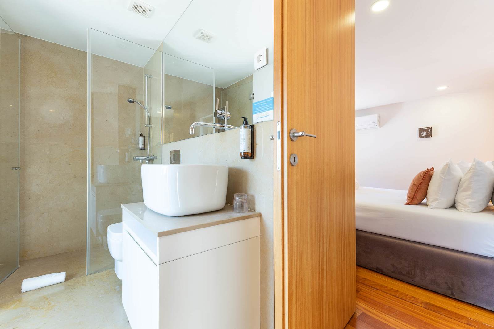 Riverside Watermill House · Private Beach Access – luxury villa in Minho Coast, Portugal – image 34