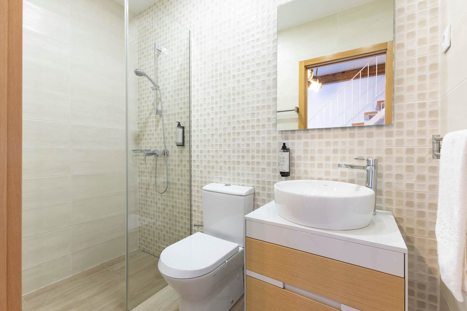 River Beach Suite · Joe Cocker at the Watermill – luxury villa in Minho Coast, Portugal – image 10