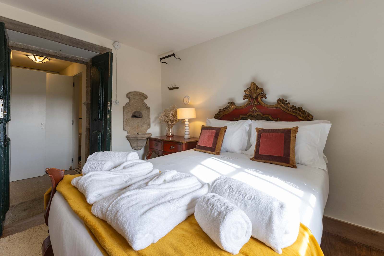 Carcavelos Manor House – luxury villa in Minho, Portugal – image 24
