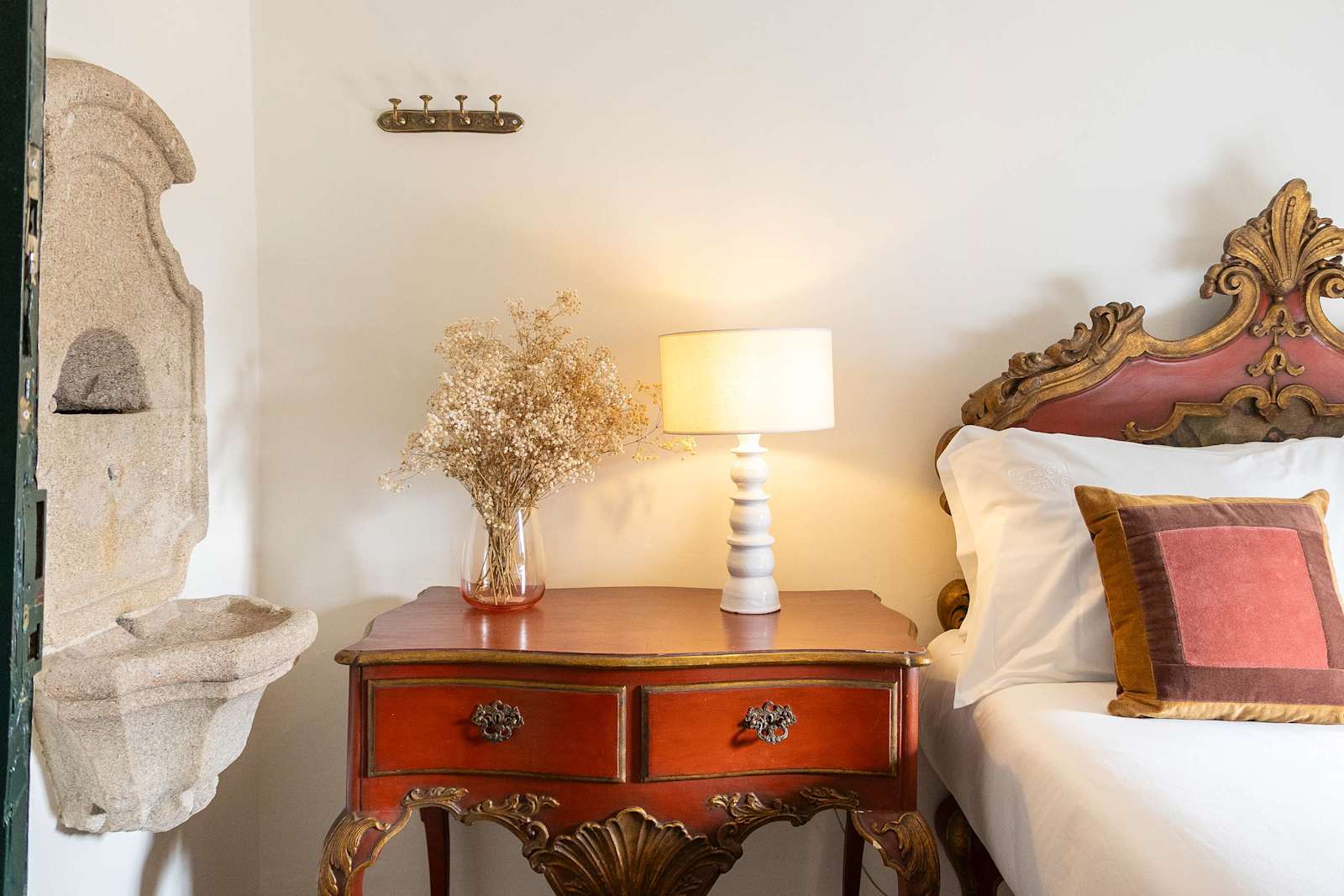 Carcavelos Manor House – luxury villa in Minho, Portugal – image 25