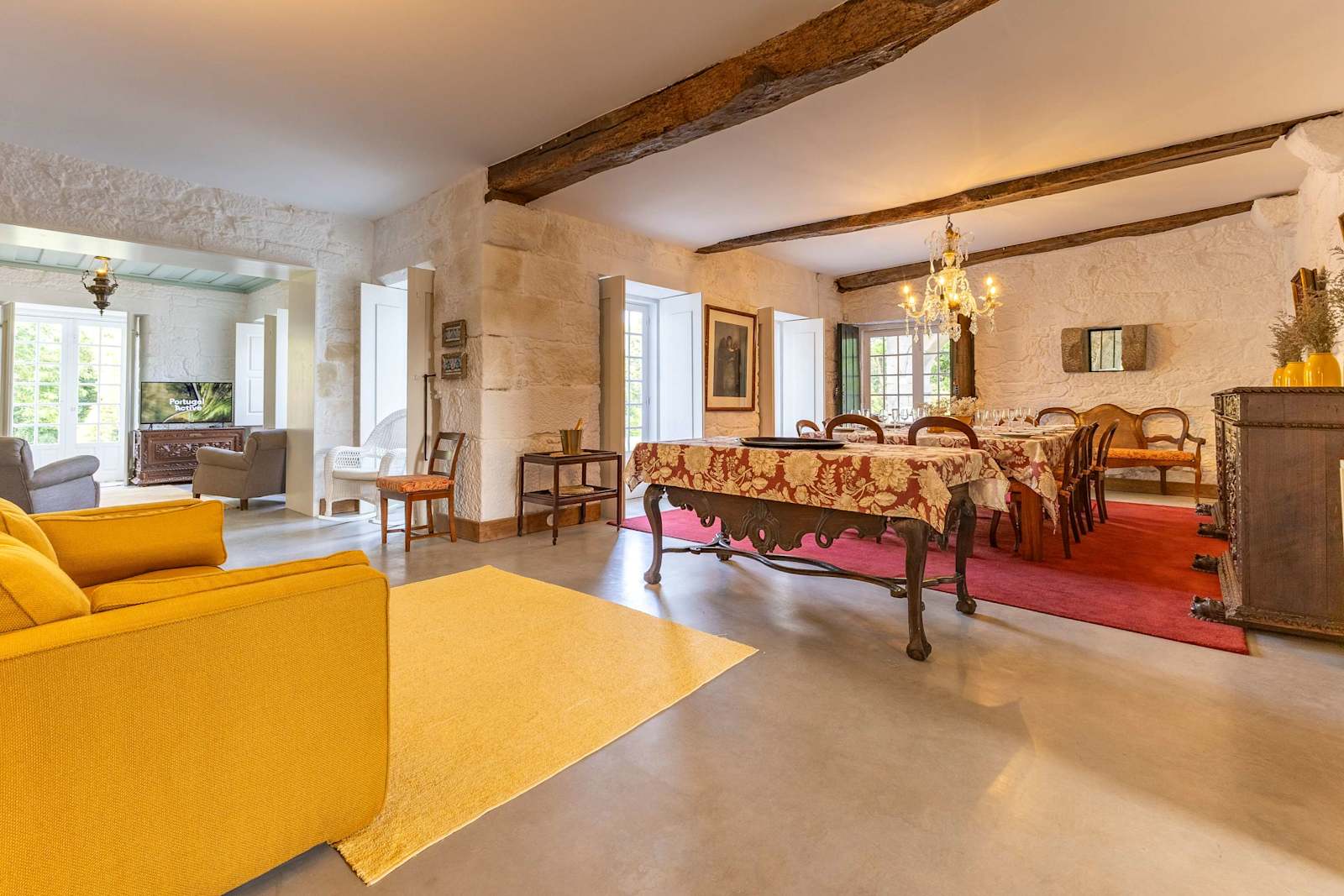Carcavelos Manor House – luxury villa in Minho, Portugal – image 31