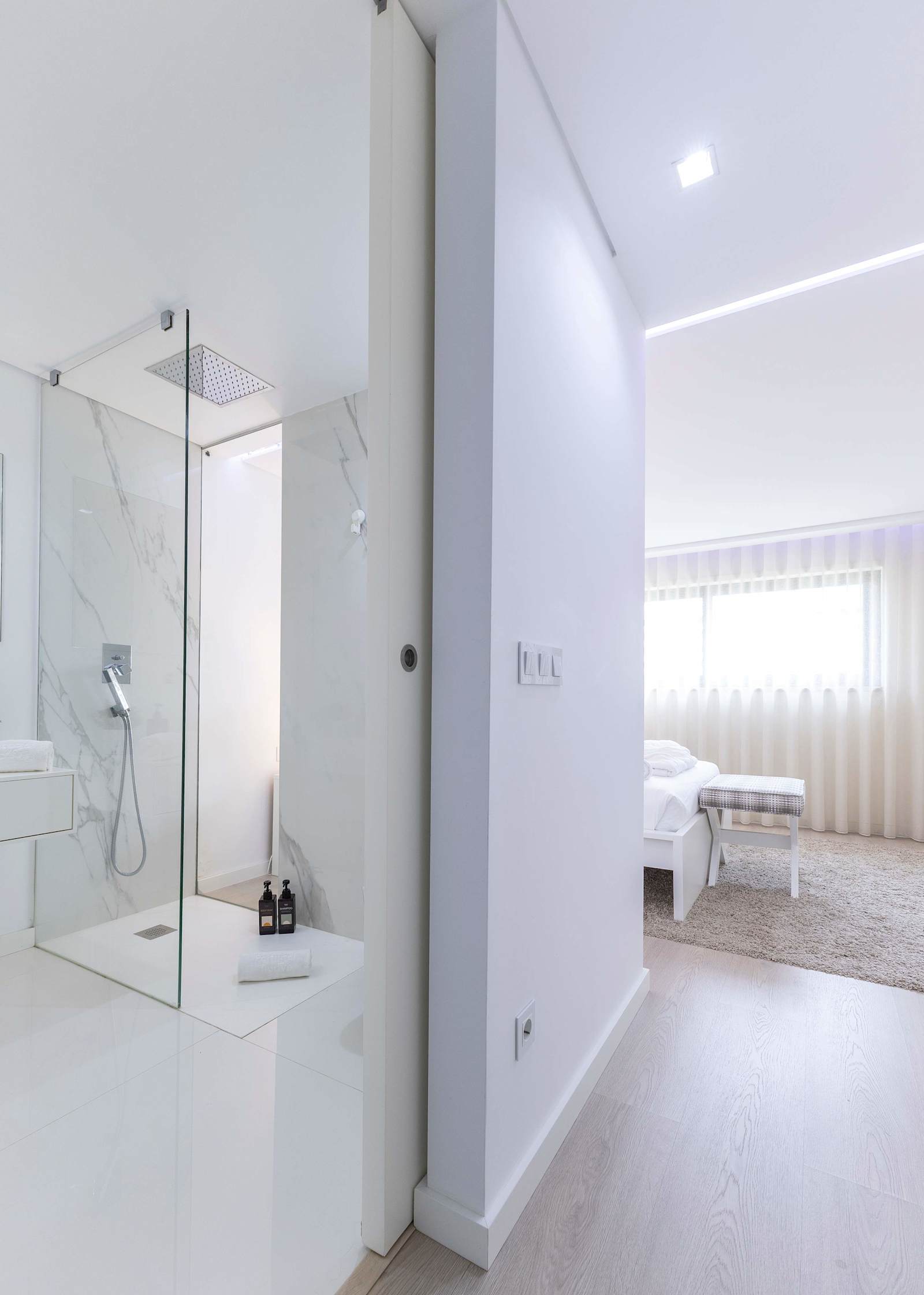 Sunset Cliffs – luxury villa in Lisbon, Portugal – image 35
