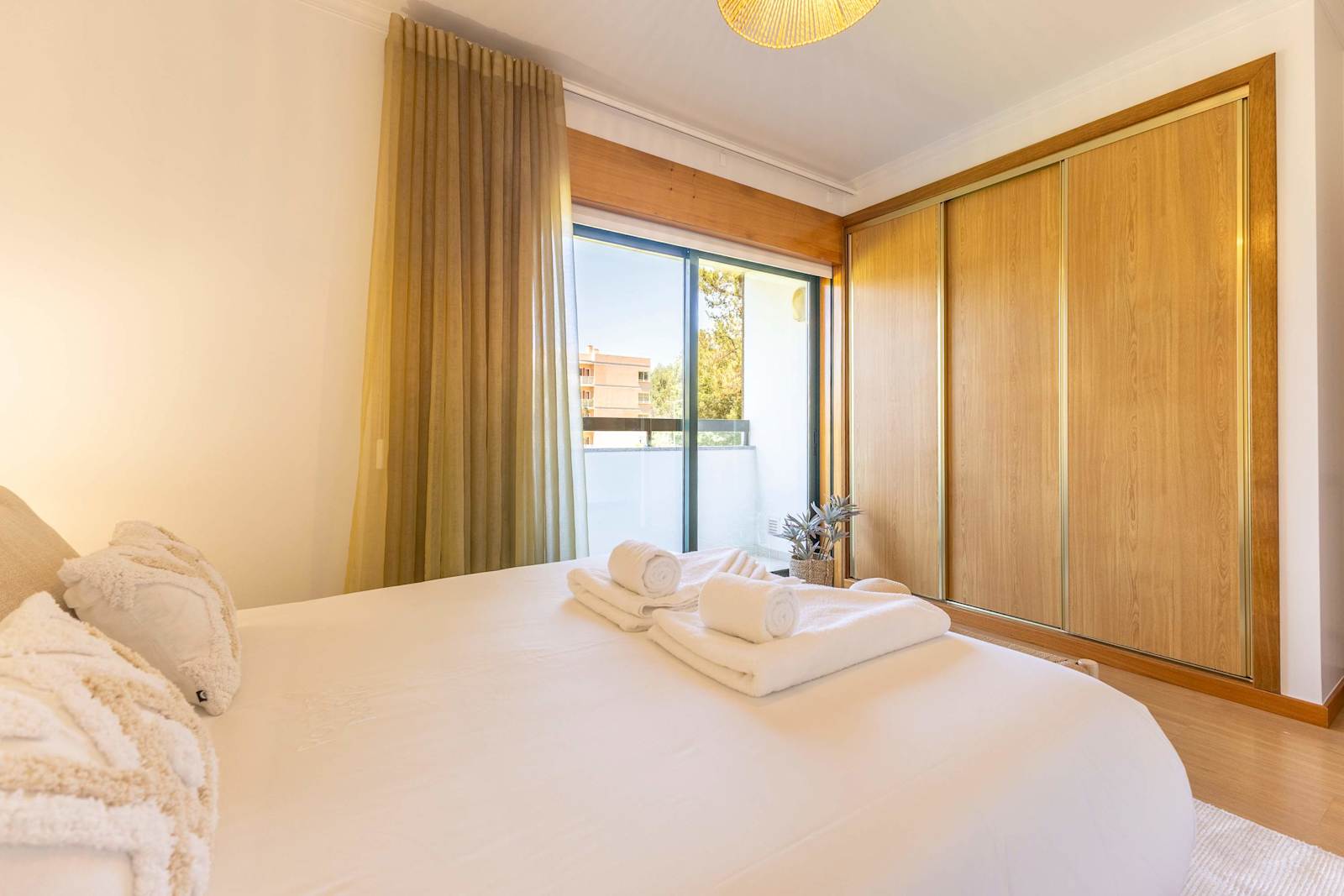 Saltwind Studio – luxury villa in Minho, Portugal – image 11