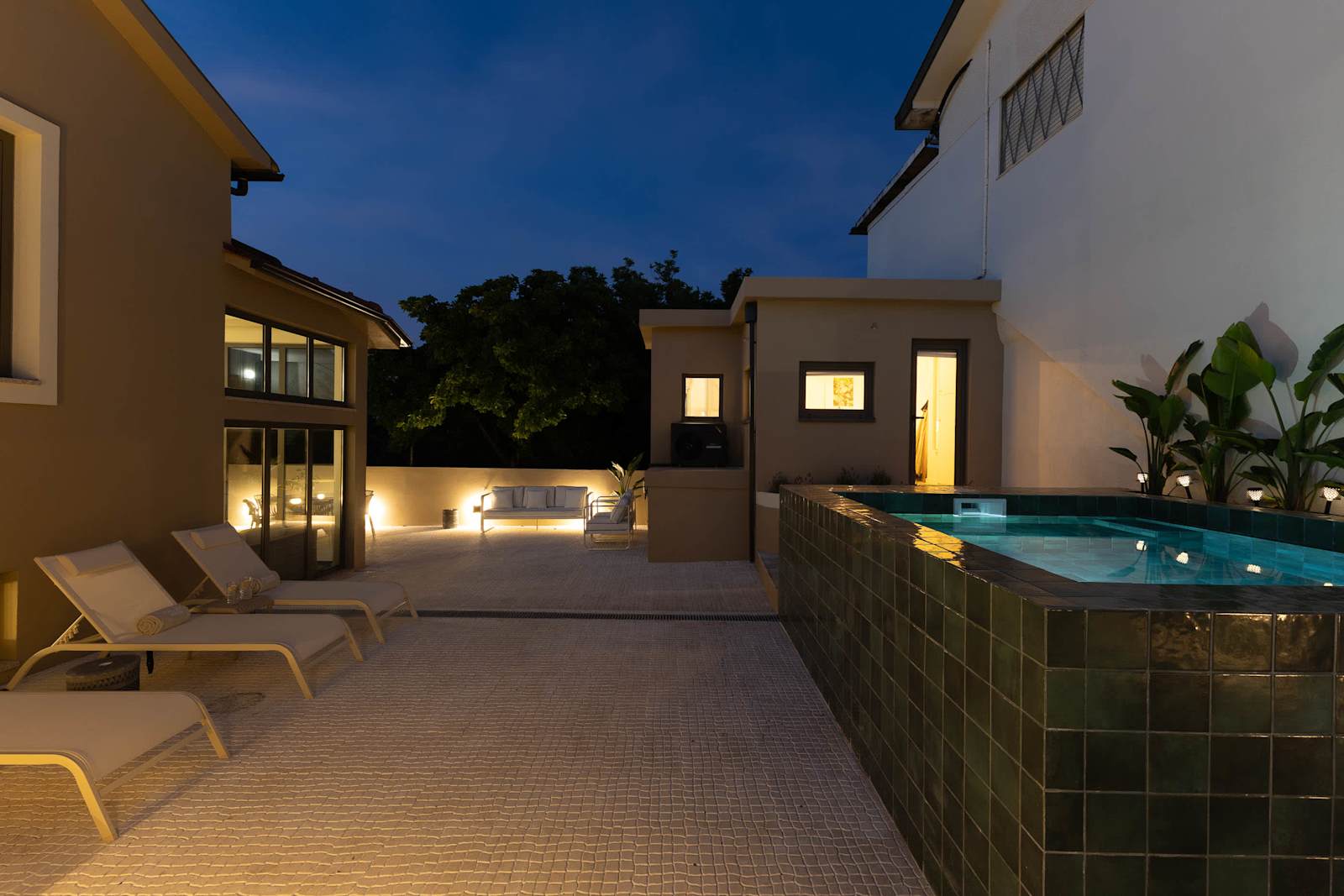 Canopy House – luxury villa in Porto and Douro, Portugal – image 4