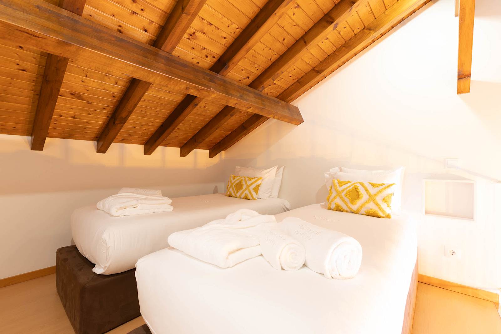 U2 Loft at the Riverside Watermill – luxury villa in Minho Coast, Portugal – image 15