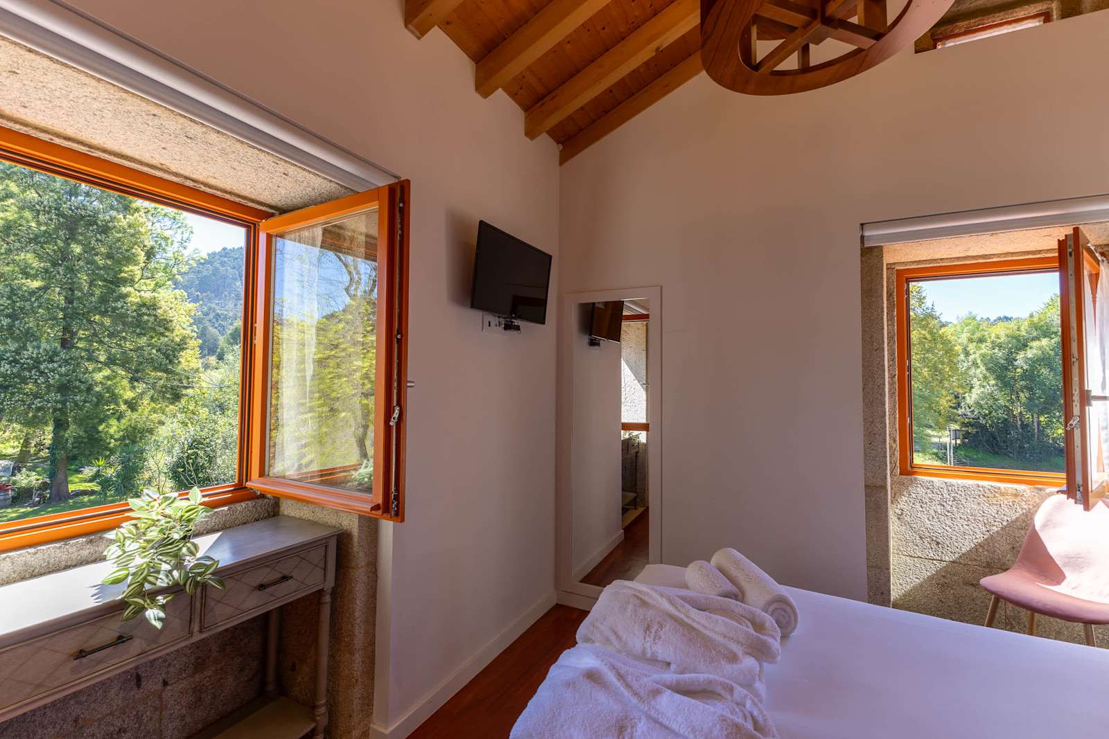 Riverside Watermill House · Private Beach Access – luxury villa in Minho Coast, Portugal – image 16