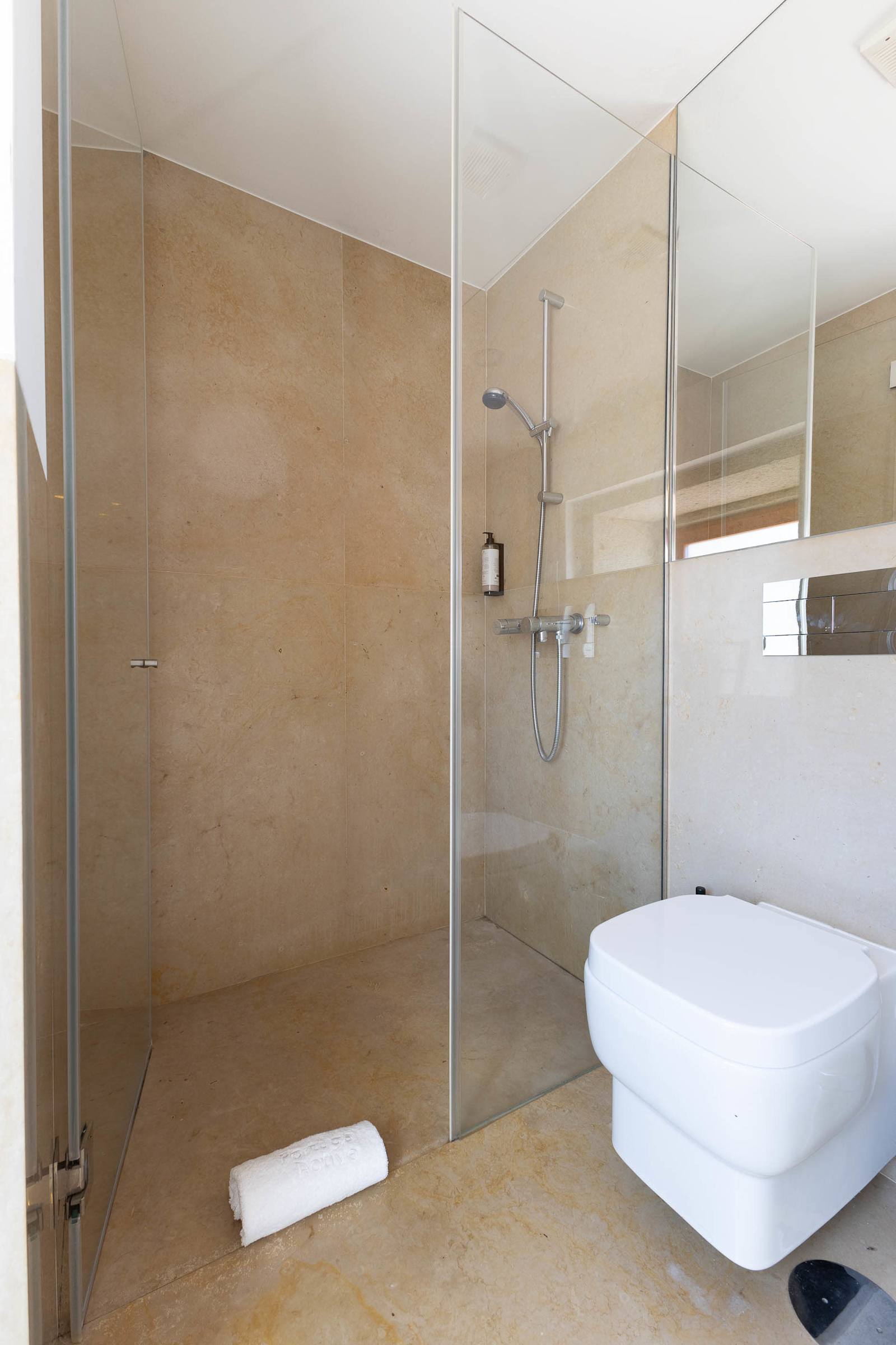 Riverside Watermill House · Private Beach Access – luxury villa in Minho Coast, Portugal – image 36