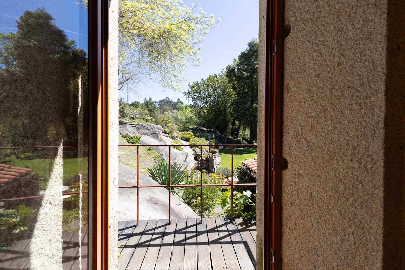 Riverside Watermill House · Private Beach Access – luxury villa in Minho Coast, Portugal – image 38
