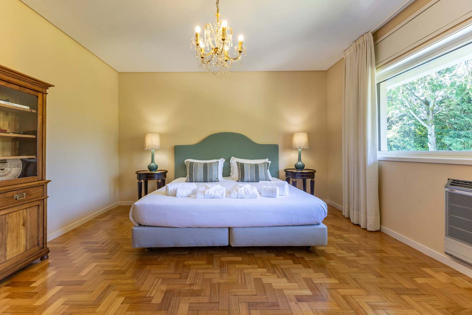 Abreu Retreat Palace I Luxury Elegance and Leisure Villa – luxury villa in Minho Coast, Portugal – image 26