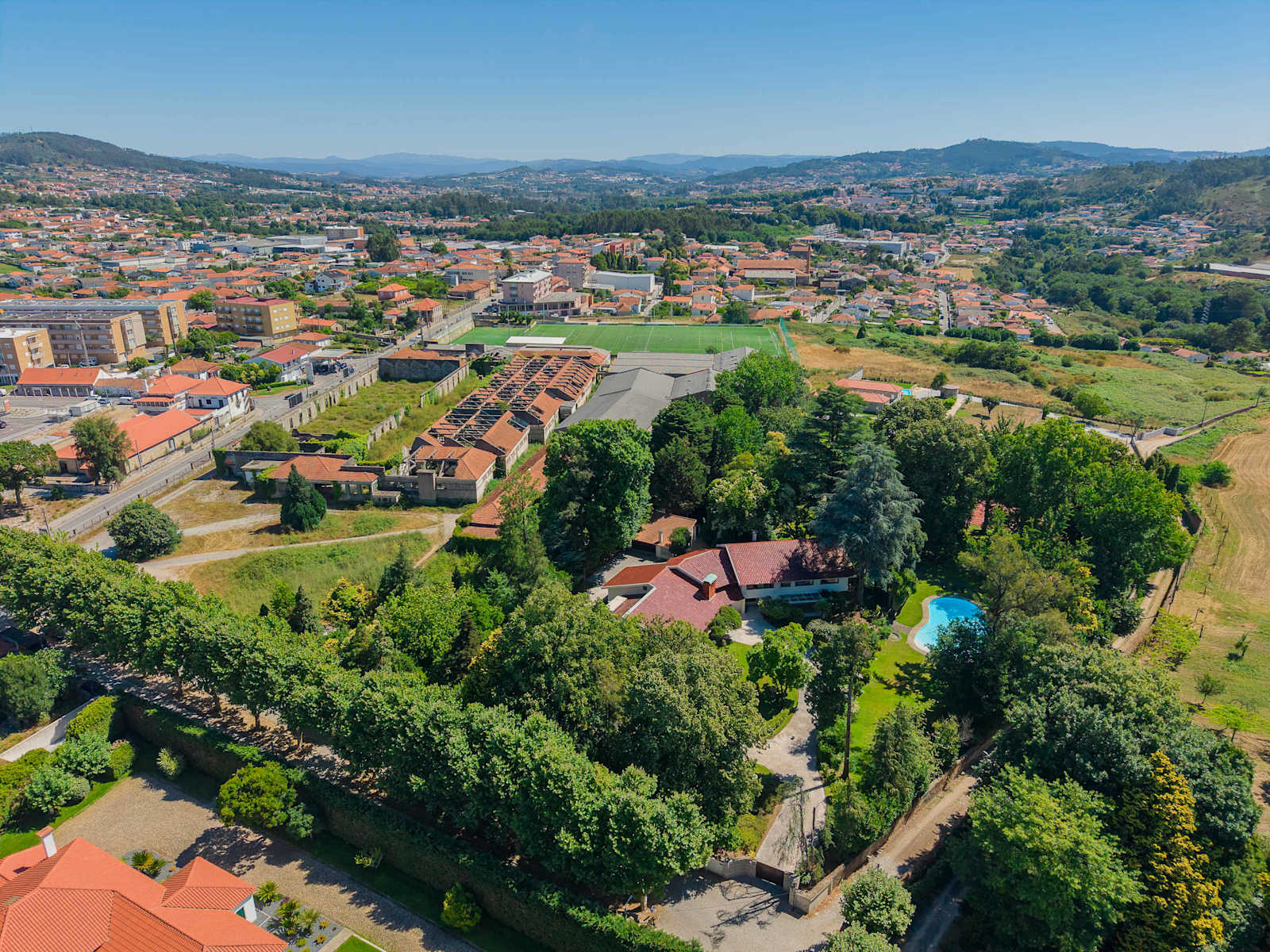 Abreu Retreat Palace I Luxury Elegance and Leisure Villa – luxury villa in Minho Coast, Portugal – image 77