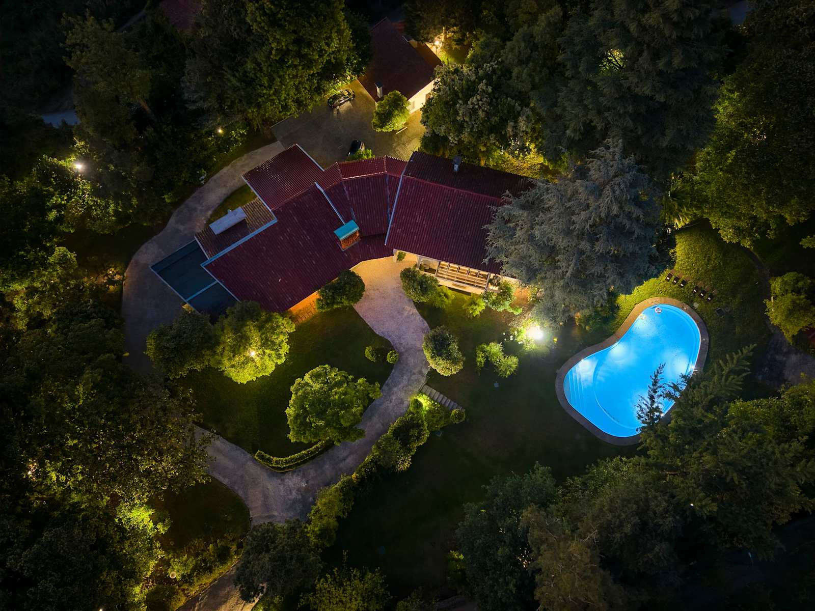 Abreu Retreat Palace I Luxury Elegance and Leisure Villa – luxury villa in Minho Coast, Portugal – image 76