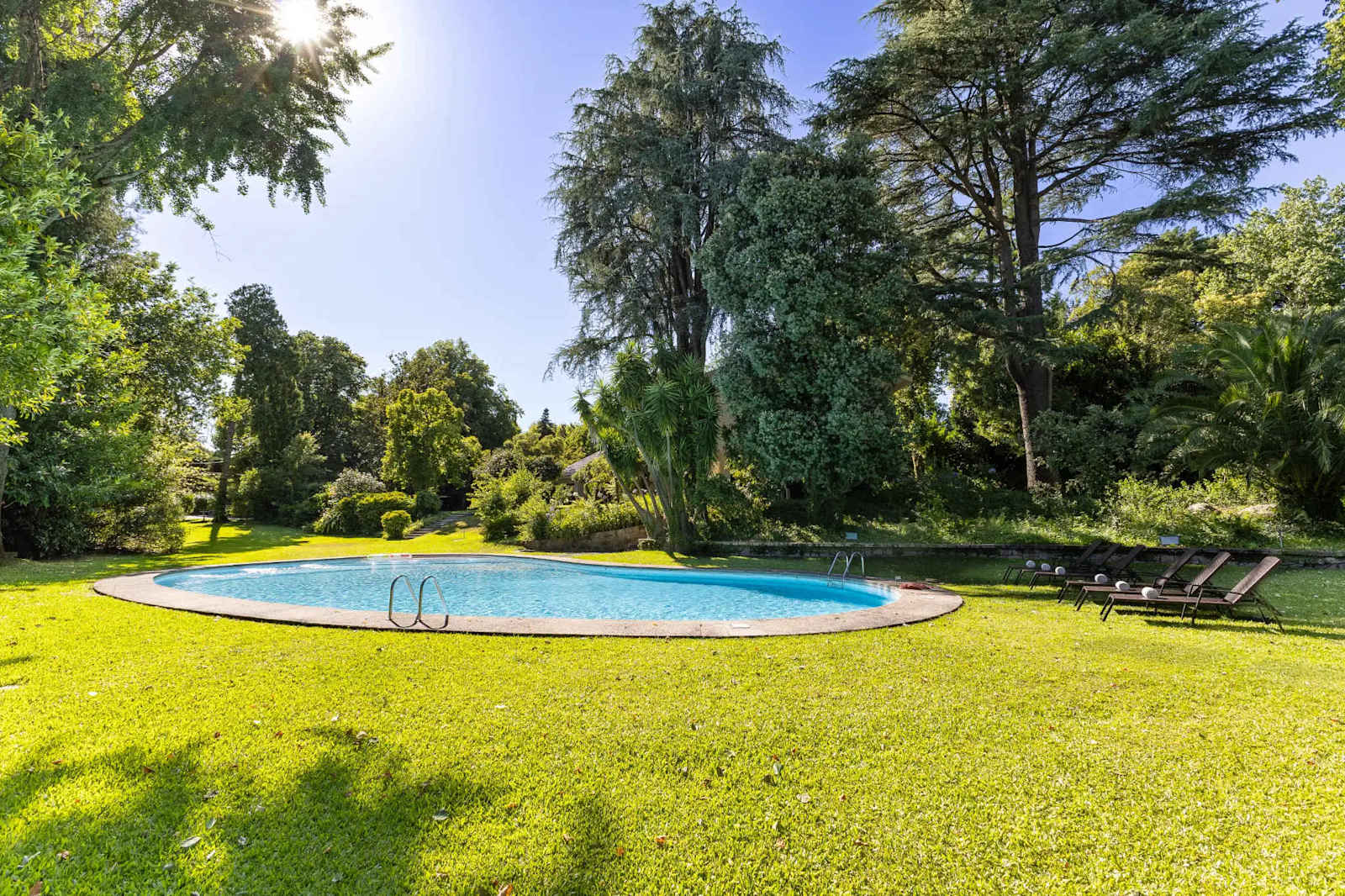 Abreu Retreat Palace I Luxury Elegance and Leisure Villa – luxury villa in Minho Coast, Portugal – image 64