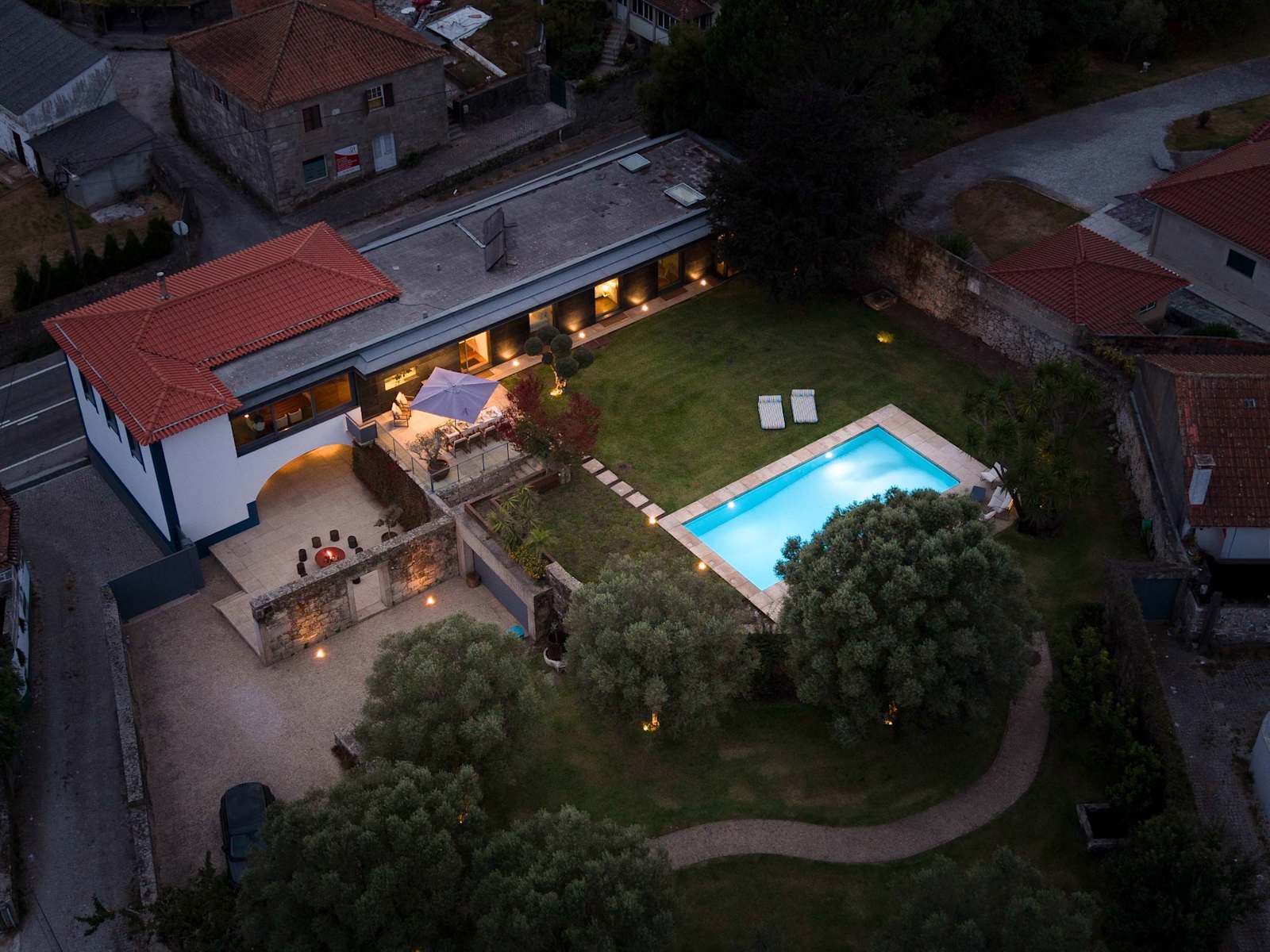 Villa Aura · Sauna, Gym, 5min Beach & City – luxury villa in Minho Coast, Portugal – image 1