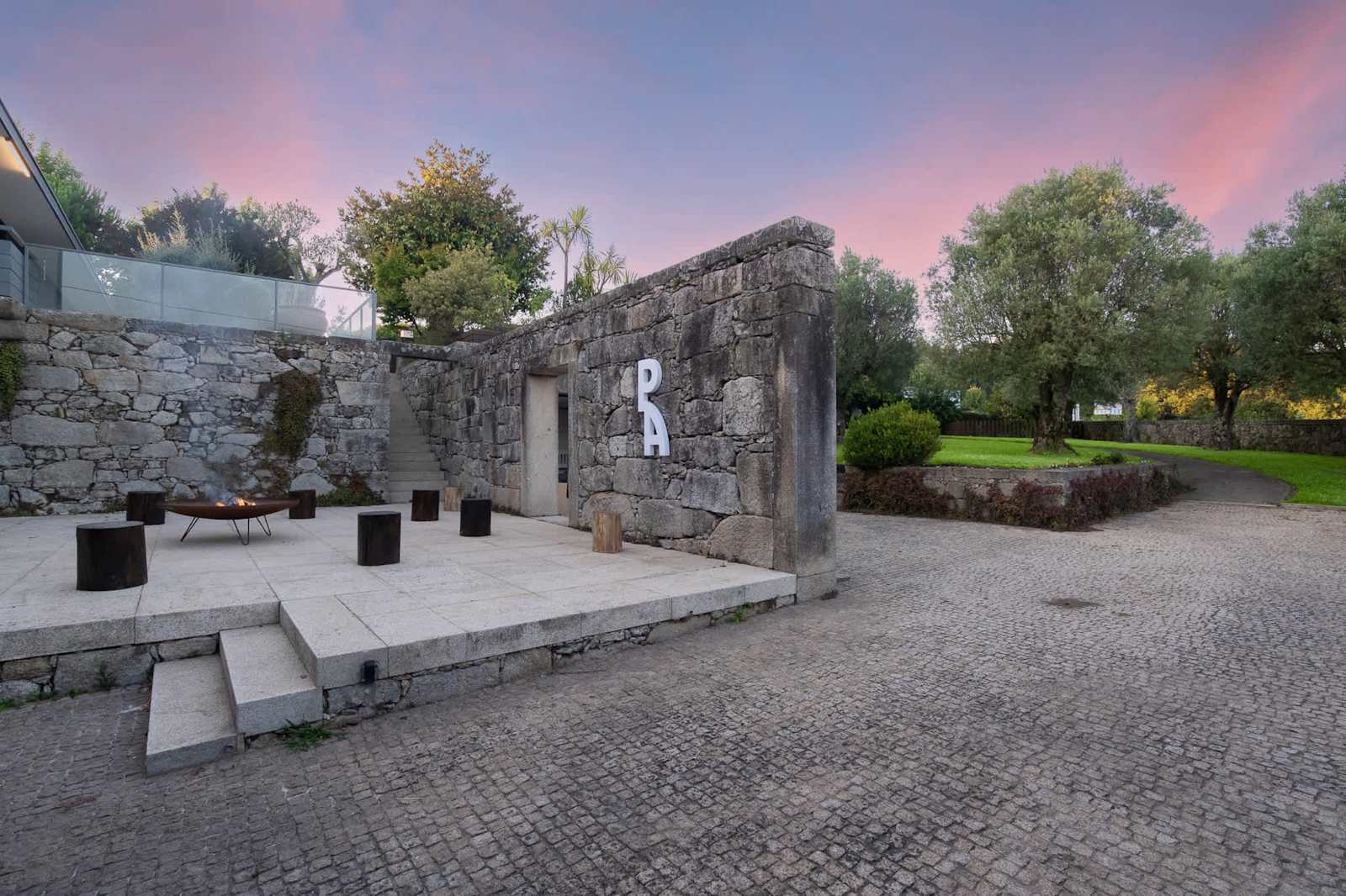 Villa Aura · Sauna, Gym, 5min Beach & City – luxury villa in Minho Coast, Portugal – image 33