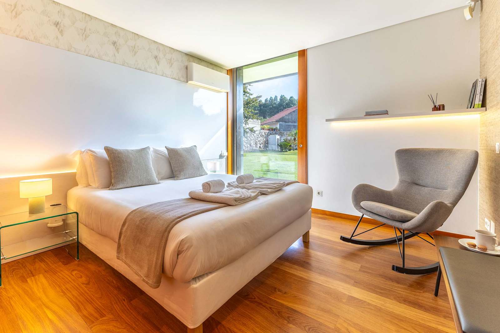 Villa Aura · Sauna, Gym, 5min Beach & City – luxury villa in Minho Coast, Portugal – image 43