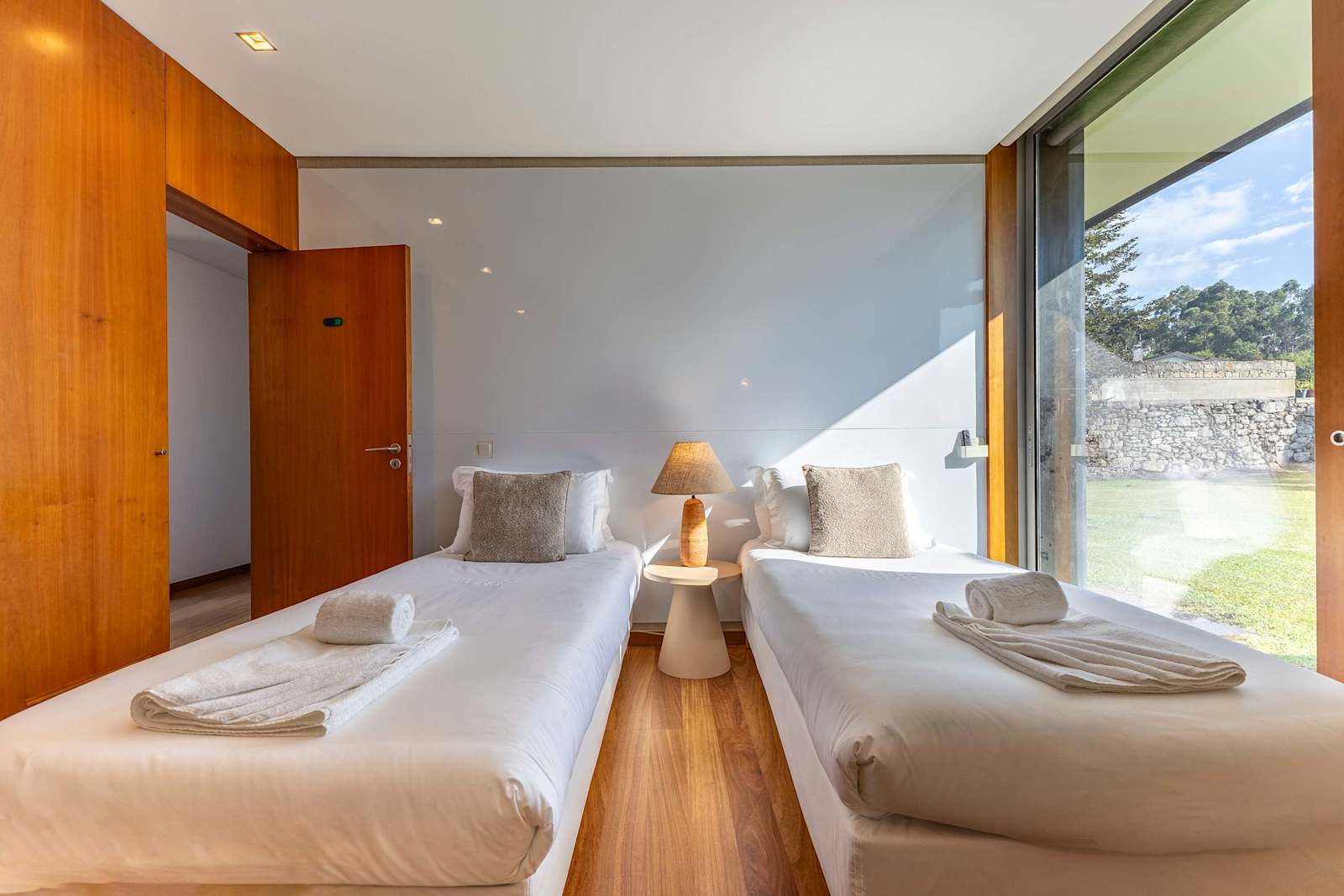 Villa Aura · Sauna, Gym, 5min Beach & City – luxury villa in Minho Coast, Portugal – image 41