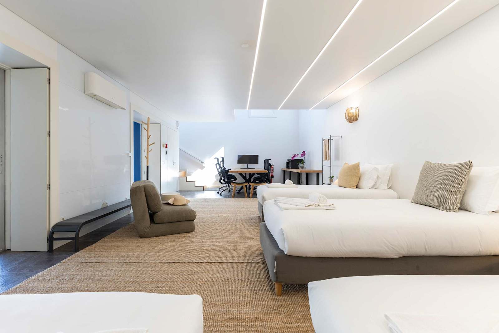 Villa Aura · Sauna, Gym, 5min Beach & City – luxury villa in Minho Coast, Portugal – image 64