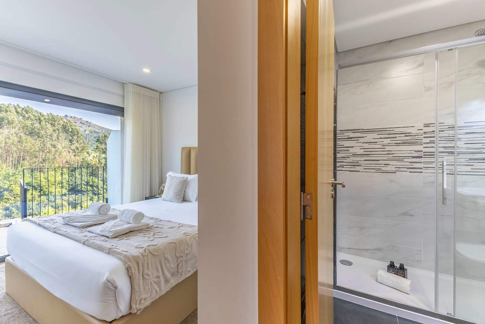 7 Suites & Pool, Geres Gateway - Portugal Active – luxury villa in Minho Coast, Portugal – image 20