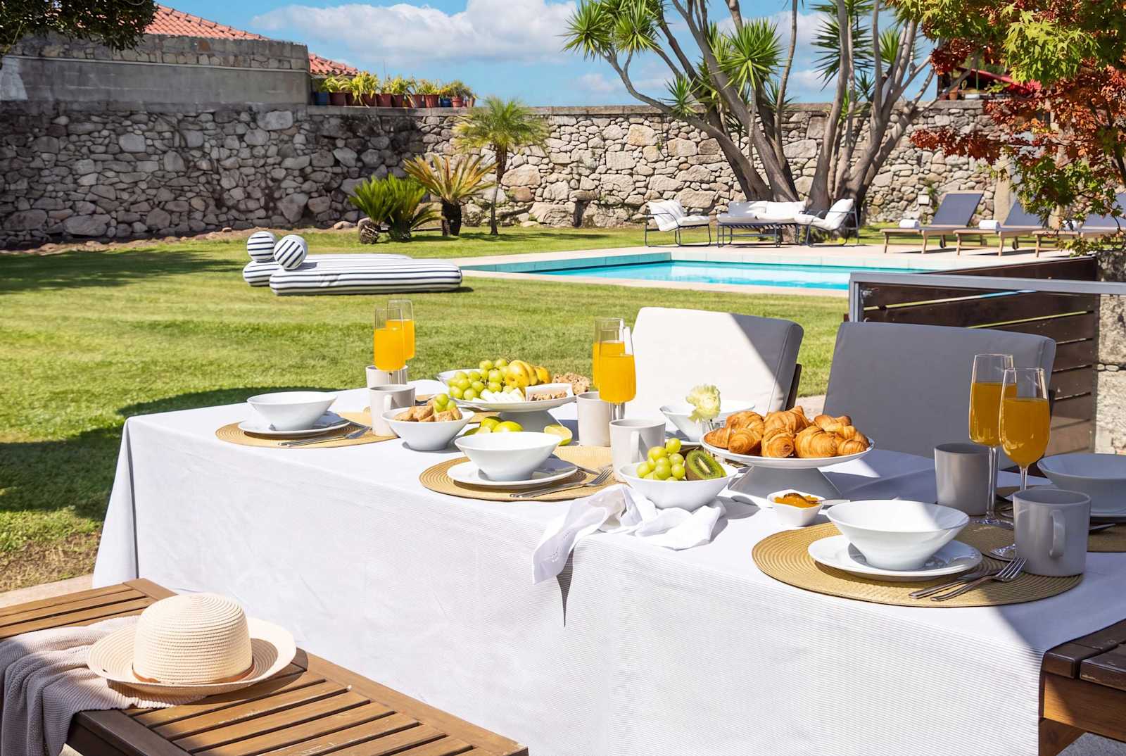 Villa Aura – luxury villa in Minho, Portugal – image 12