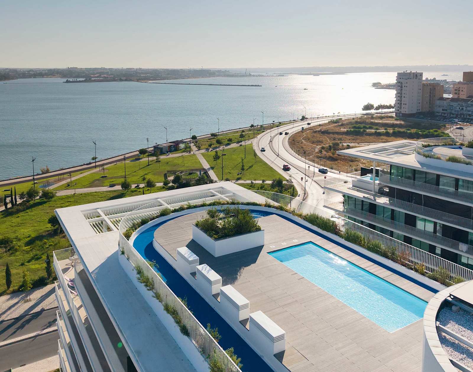 Sky Pool Luxury by Portugal Active – luxury villa in Lisbon, Portugal – image 5
