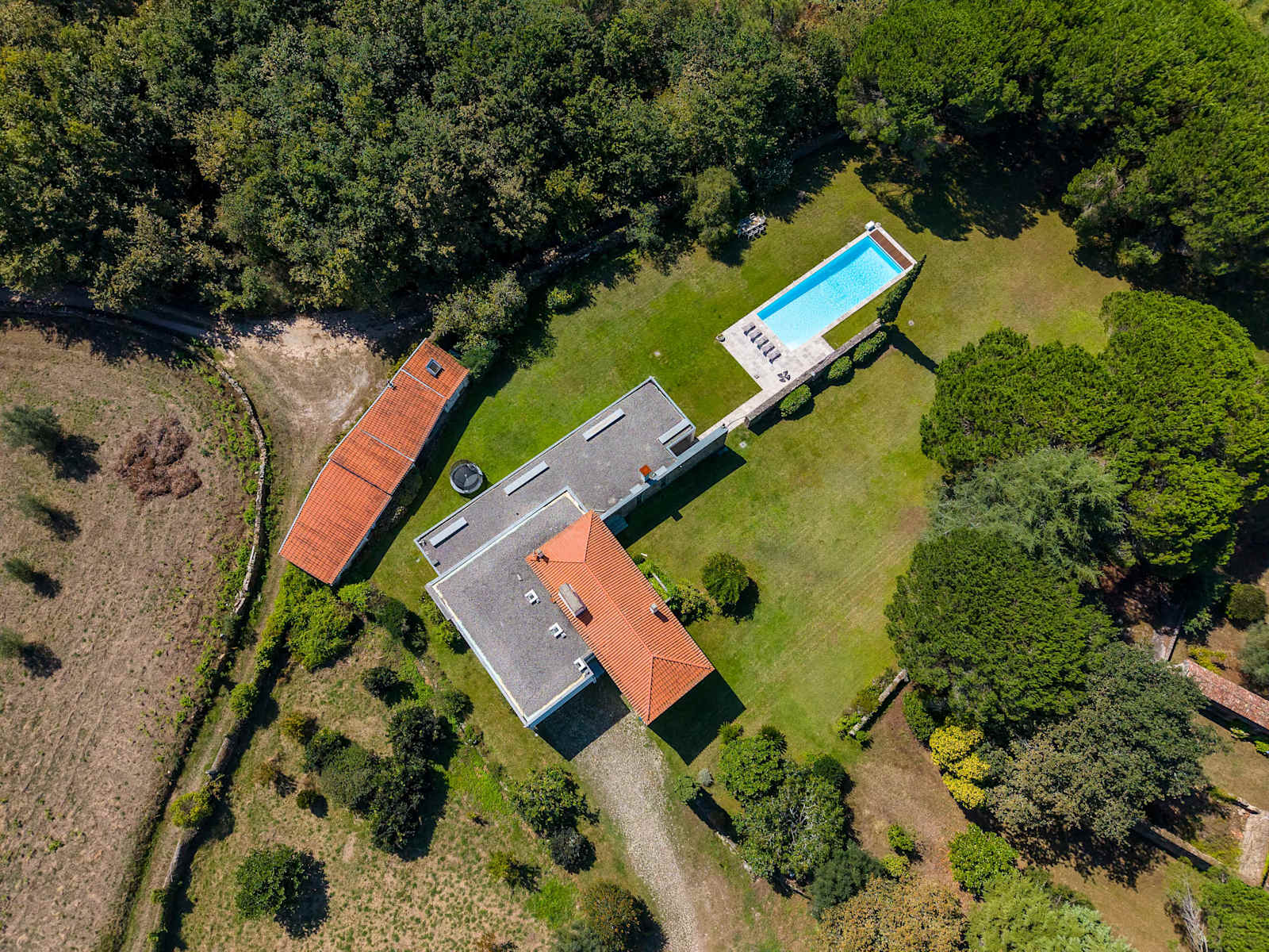 Oliveira's Farm – luxury villa in Minho, Portugal – image 90