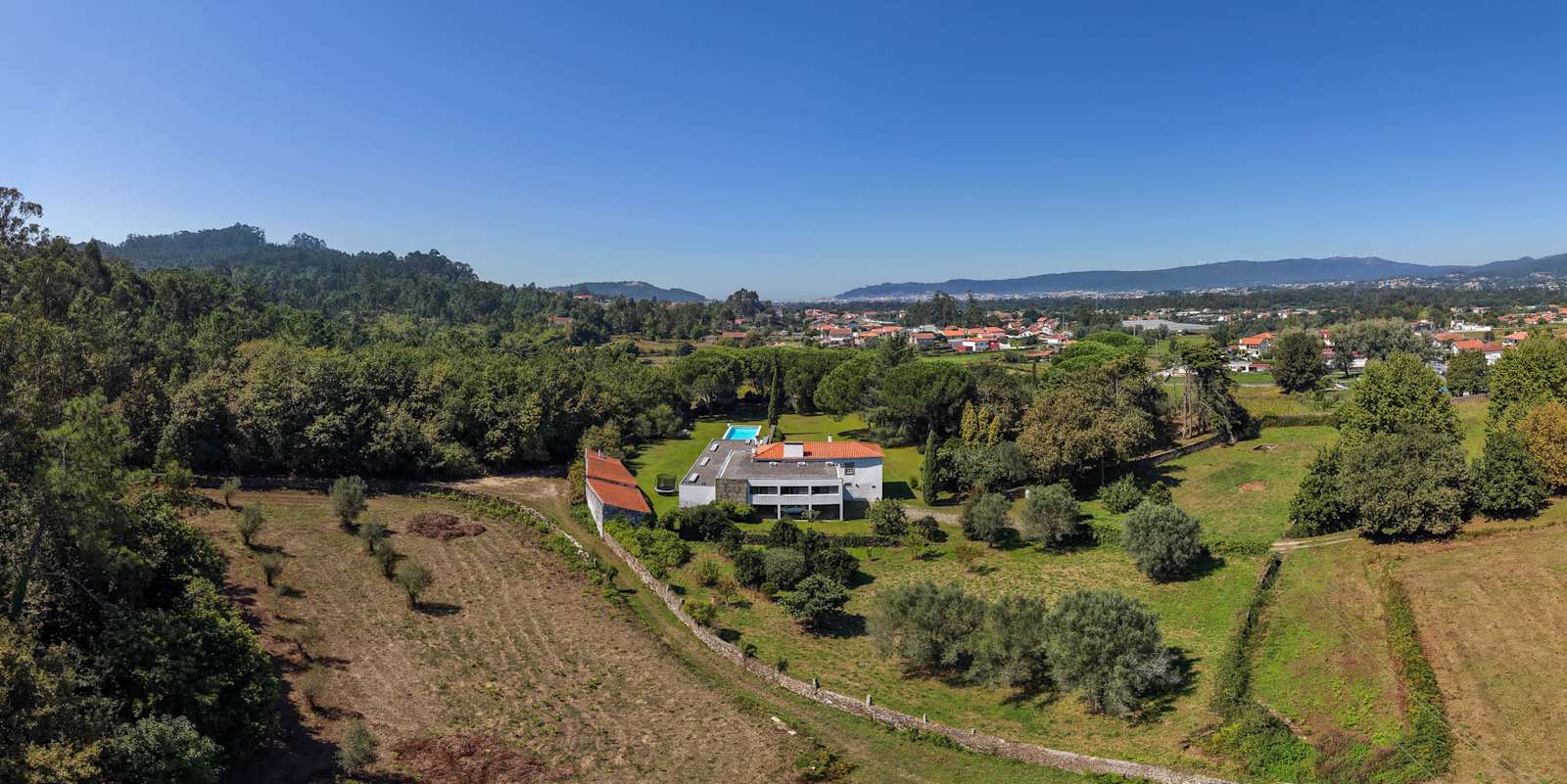 Oliveira's Farm – luxury villa in Minho, Portugal – image 88