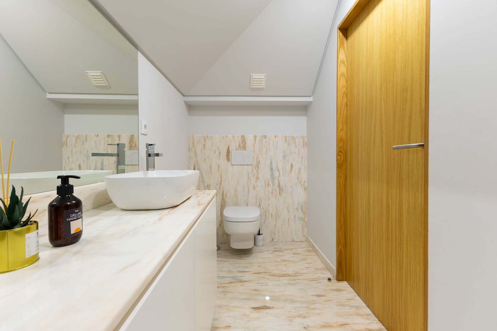 Central Pearl Duplex – luxury villa in Minho, Portugal – image 22