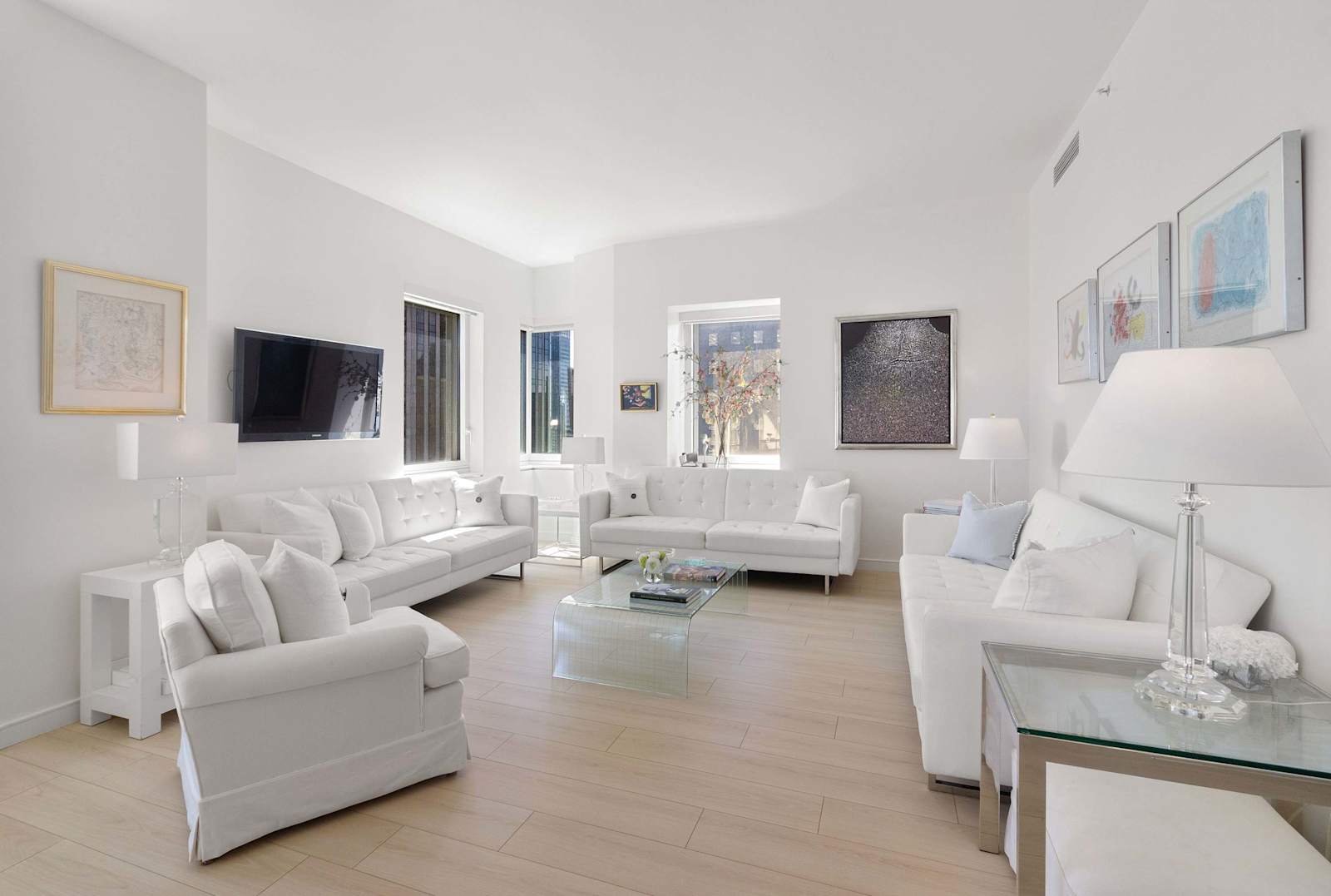 Corporate Penthouse — photo 4