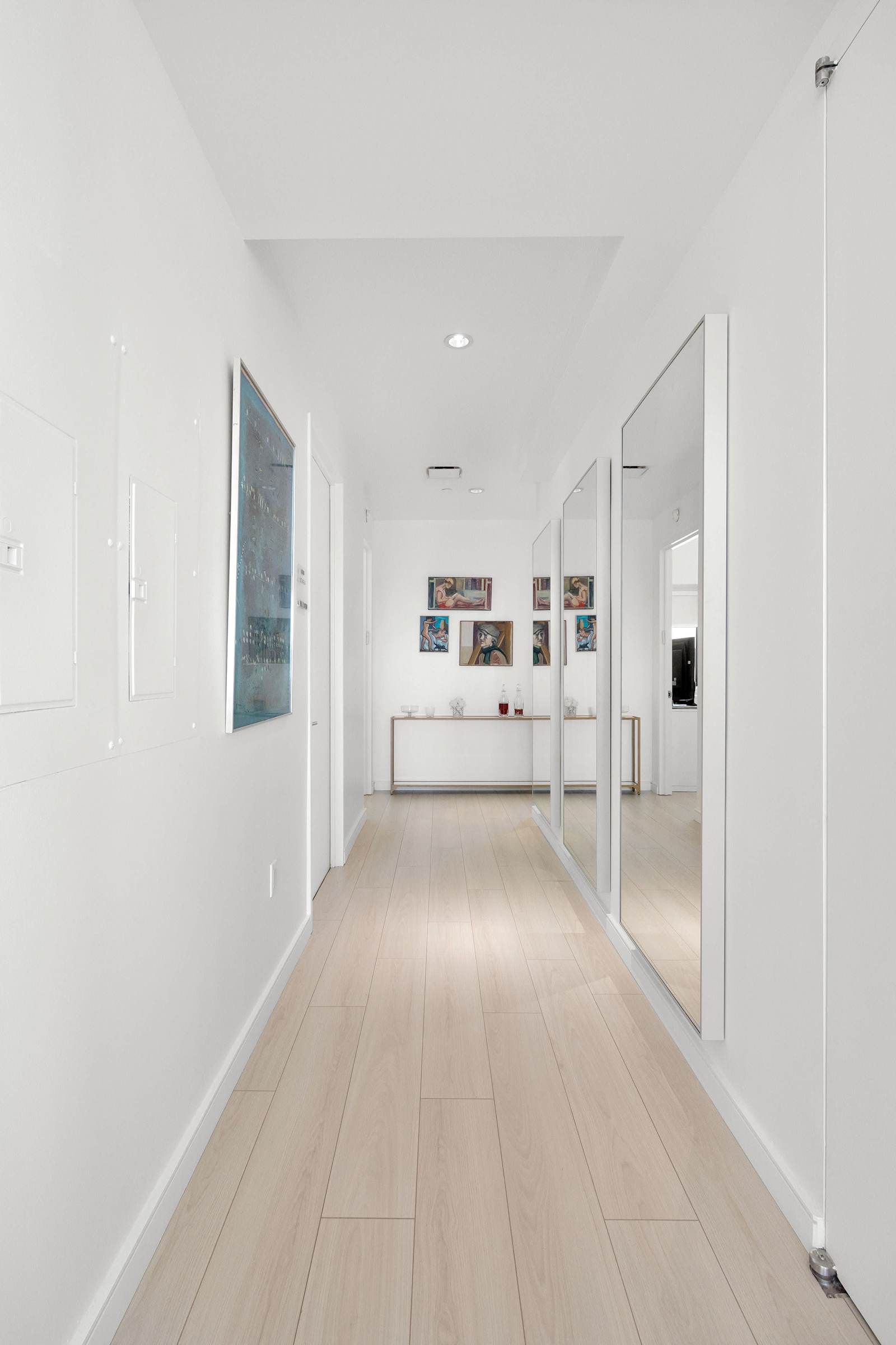 Corporate Penthouse — photo 8