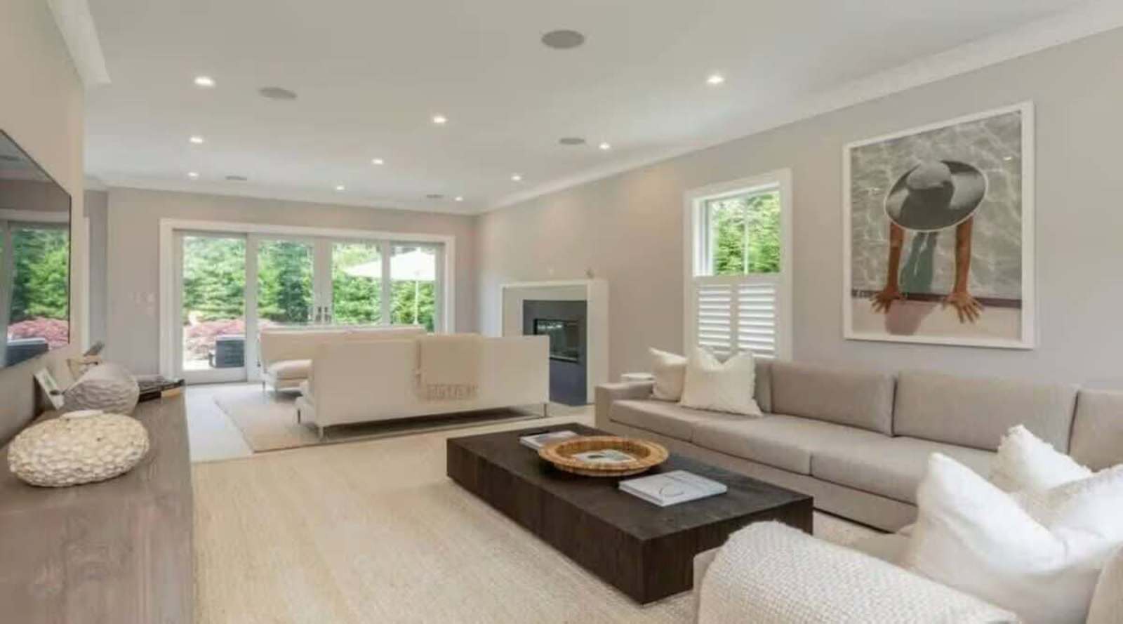 Six-Bedroom Designer Home — photo 6