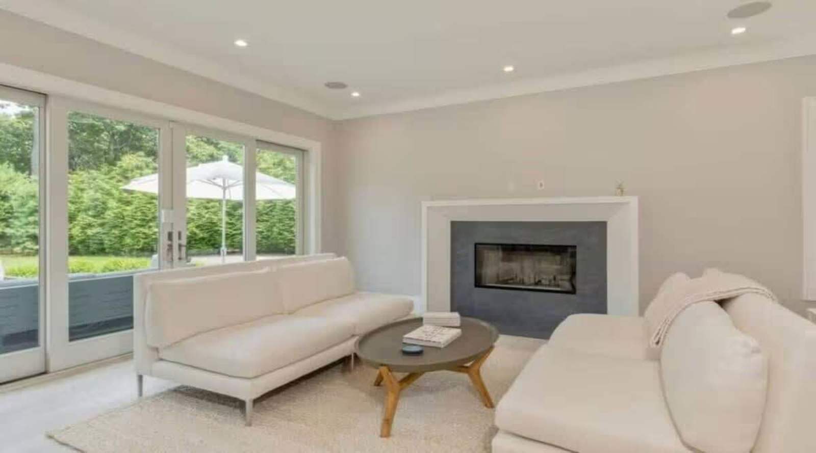 Six-Bedroom Designer Home — photo 7