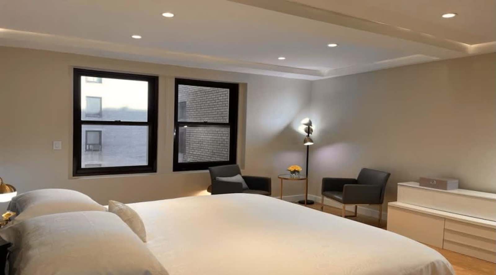 Fifth Avenue Residence — photo 7