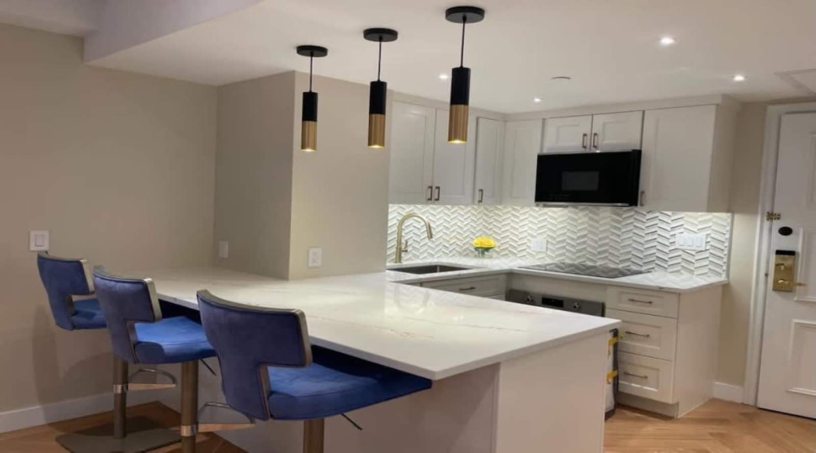 Fifth Avenue Residence — photo 4