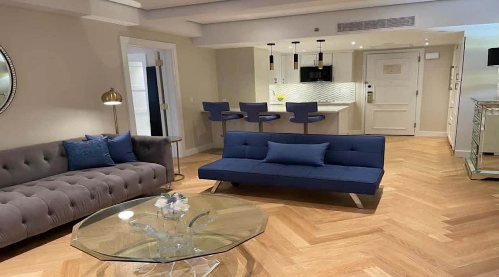 Fifth Avenue Residence — photo 3