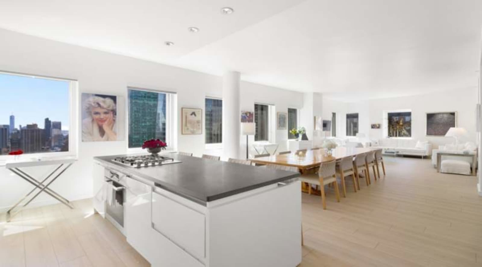 Corporate Penthouse — photo 17