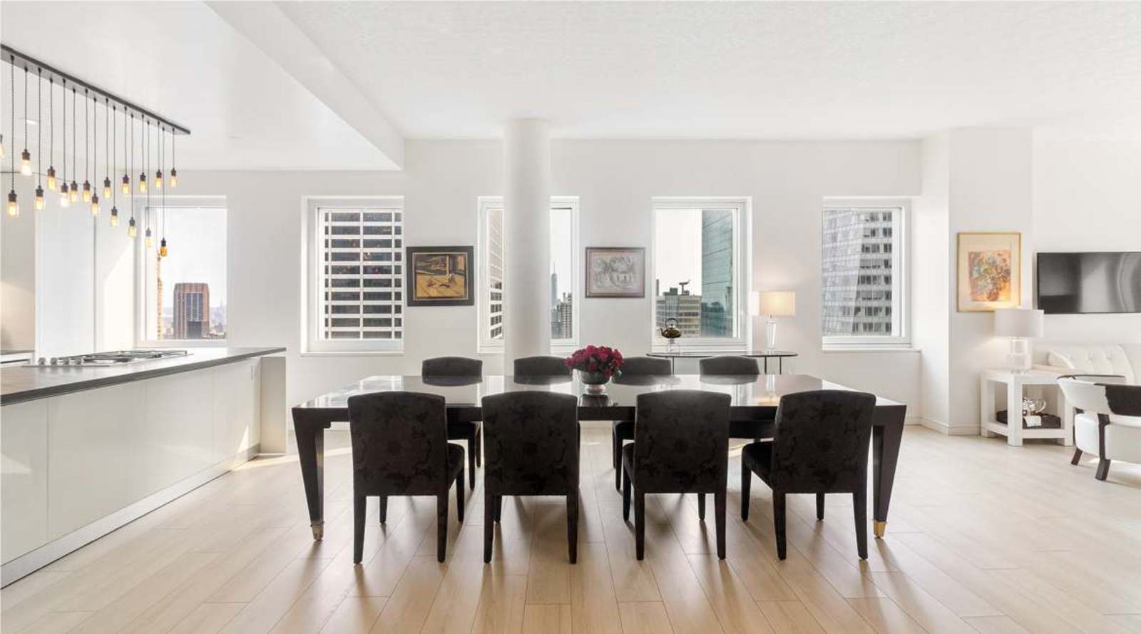Midtown Penthouse — photo 4