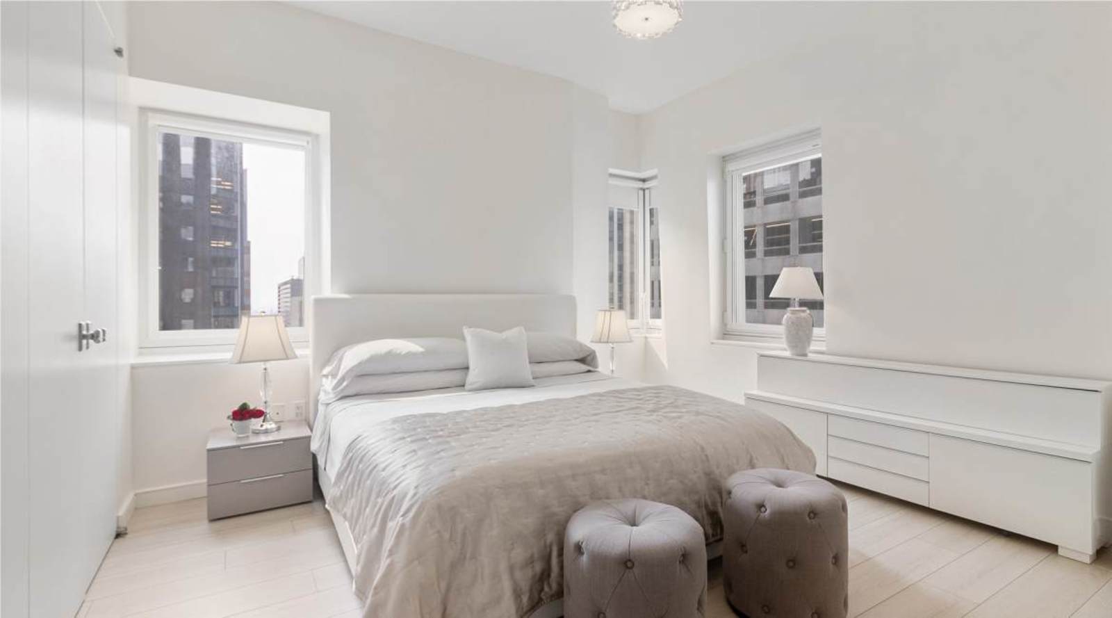 Midtown Penthouse — photo 12