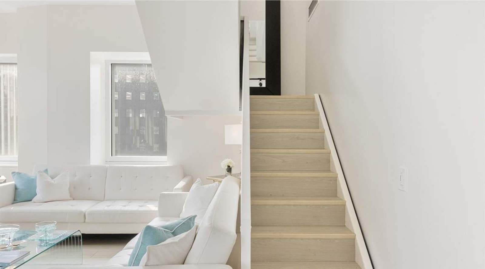 Midtown Penthouse — photo 13