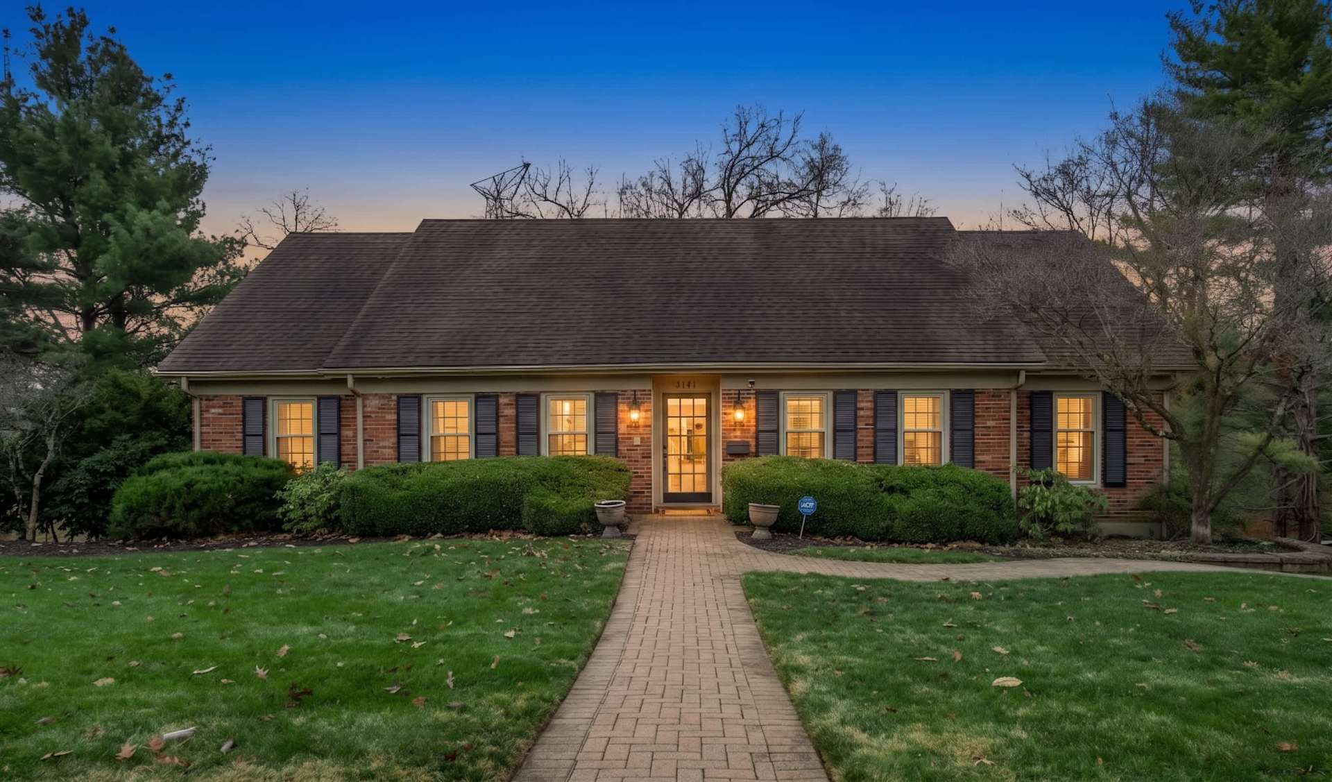 3141 Lamar Dr