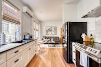 1BR - Boutique Flat - Prime NW Location