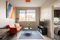 Hip 1BR • Retro-Modern Vibes • Prime SE Spot