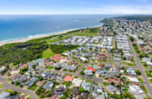 Caves Beach House