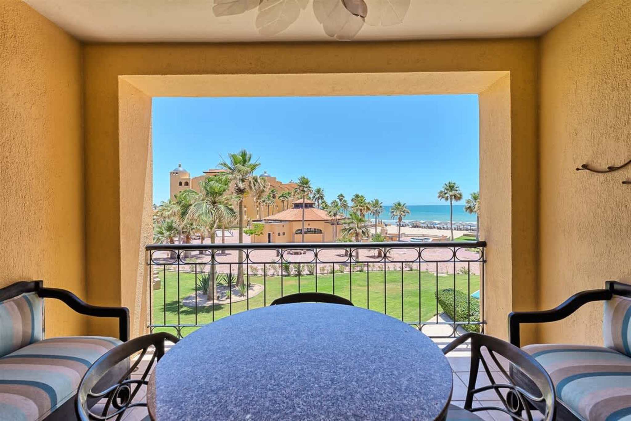 Stunning Views in 2nd Level Condo Princesa B-203