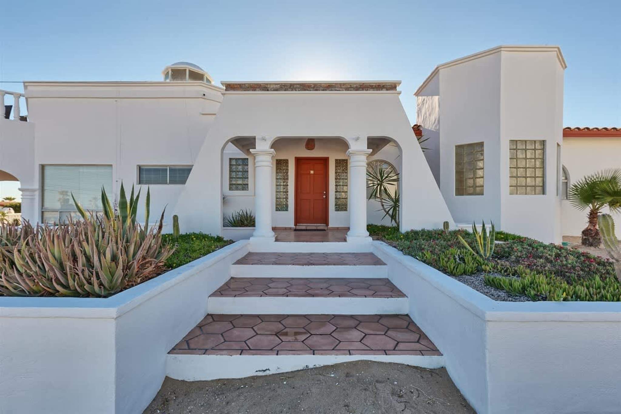 Stunning Oceanview Bungalow Barefoot Bungalow 1