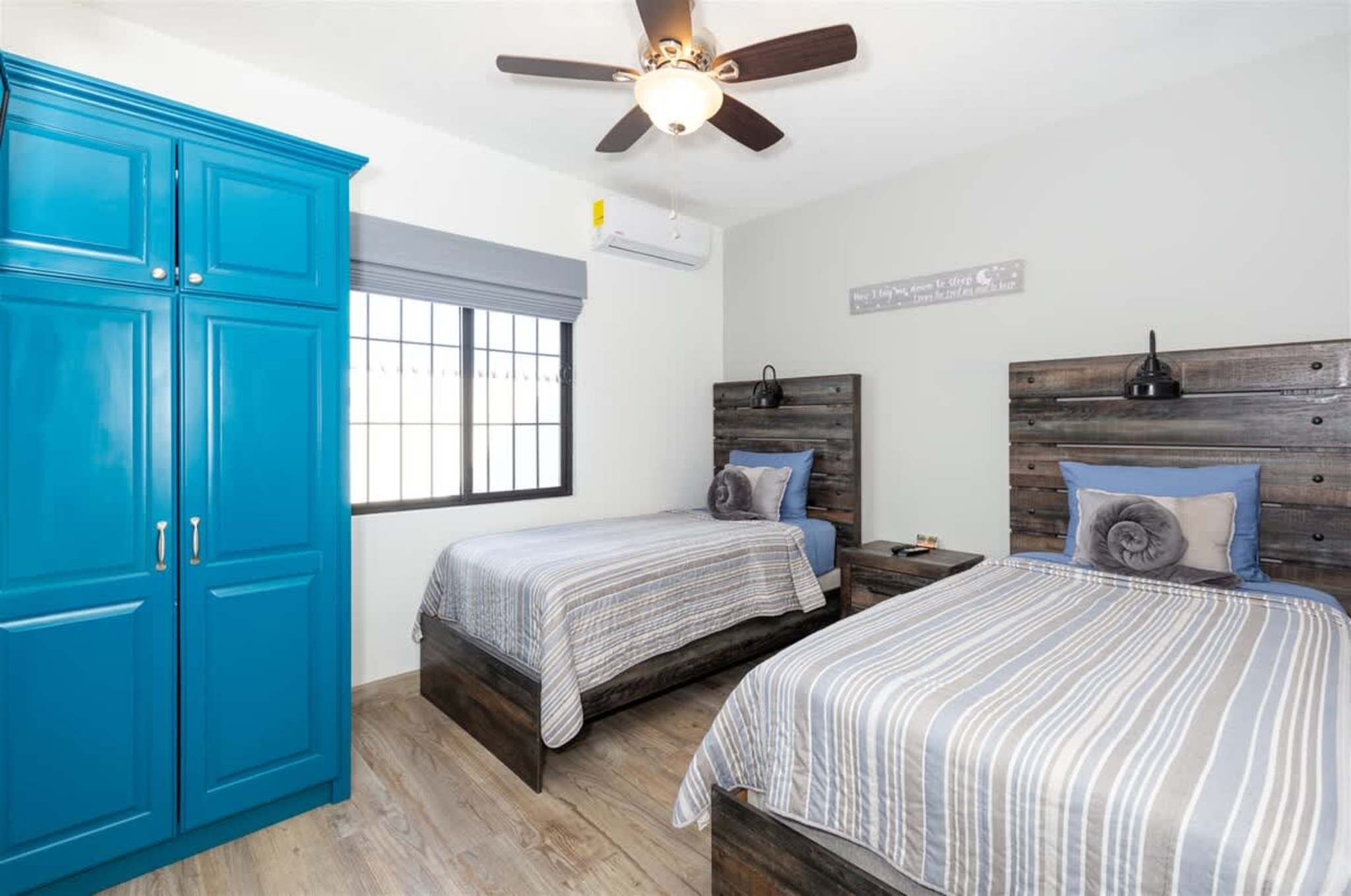 Casa Moderna en el Centro c/Piscina | Casa Llama