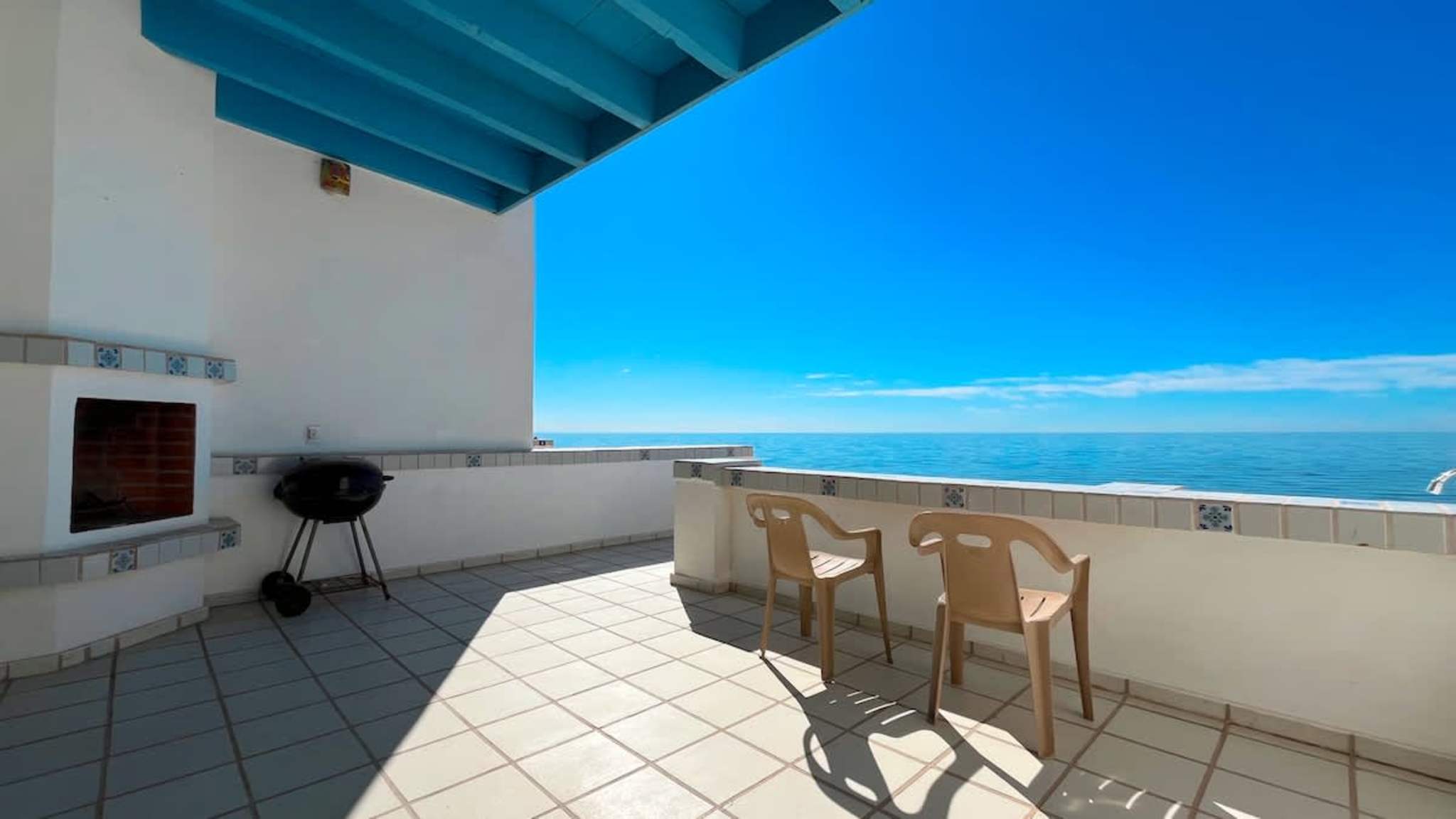 Charming and Cozy Beachfront Condo - Las Olas II 3